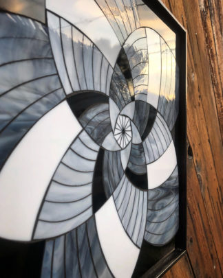 Black and White Petna-Flower